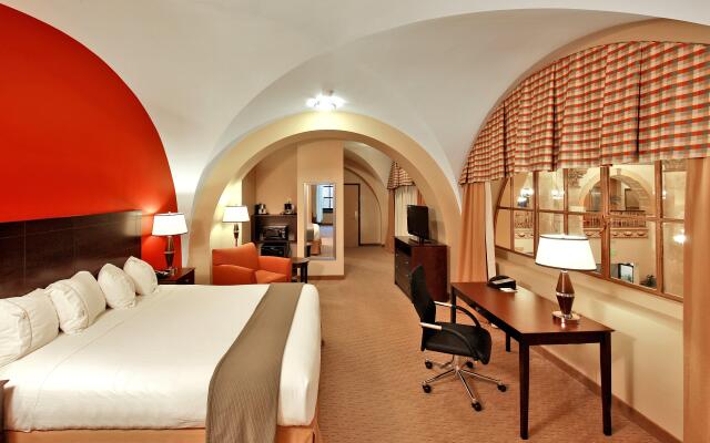 Holiday Inn Express Baltimore Downtown, an IHG Hotel