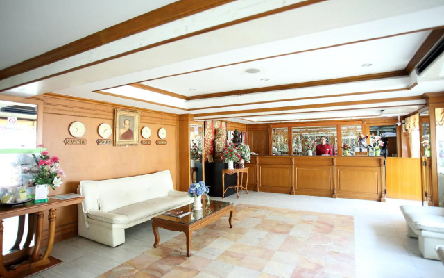 PJ Watergate Hotel