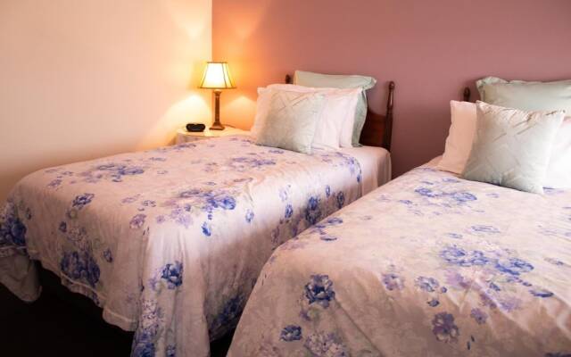 Stanley Cottages & Apartments