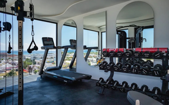 Menesse Town Tower 203 1 Bedroom Condo