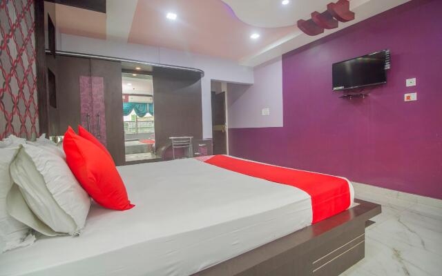OYO 62896 Hotel Ridhi Sidhi
