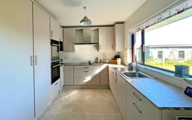 The Nook Oranmore Holiday Home