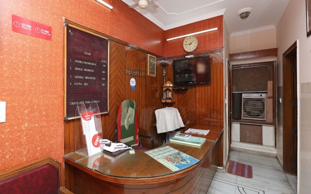 OYO 14390 Hotel Samrat