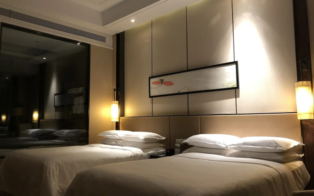 Sheraton Langfang Chaobai River Hotel