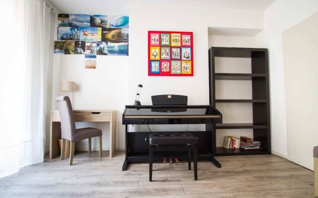 Spacious T3 of 150m2 - Place des Quinconces