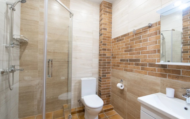 More Apartments na Avtomobilnom 58A - 2