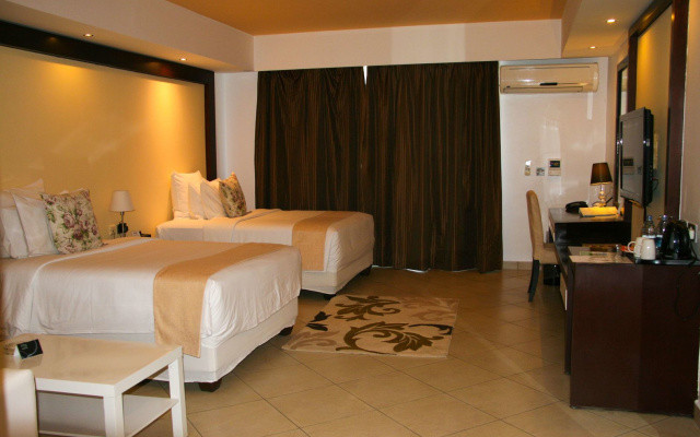 Peninsula Hotel Dar es Salaam