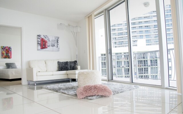 One Luxury Miami Brickell