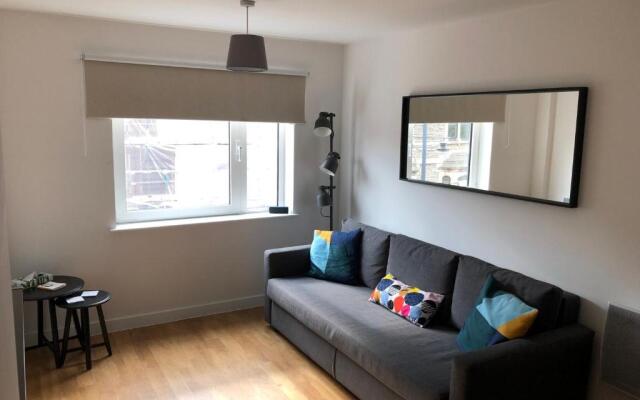 Quayside Apartment in Cardiff Bay