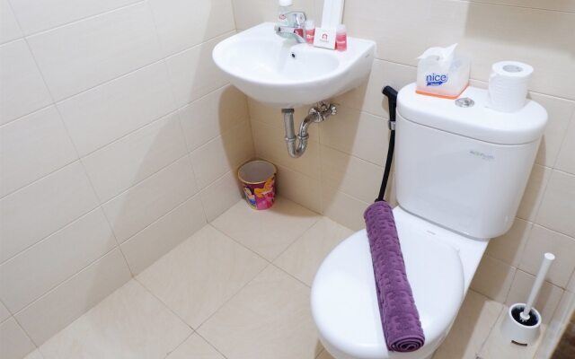 Close to Pool Studio Apartment Sky Terrace at Daan Mogot Baru