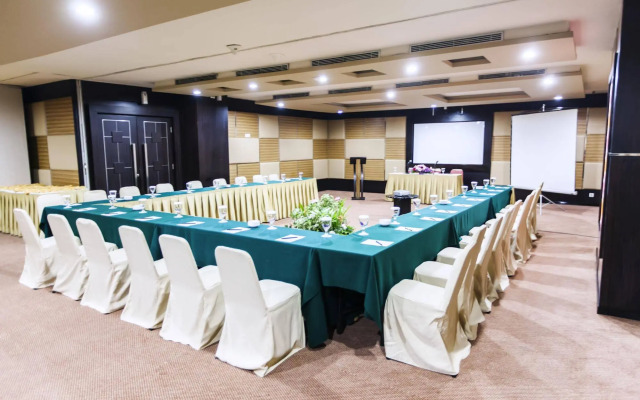 Hotel Orchardz Jayakarta