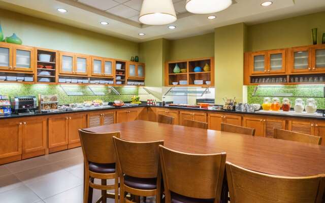 Hyatt Place Coconut Point