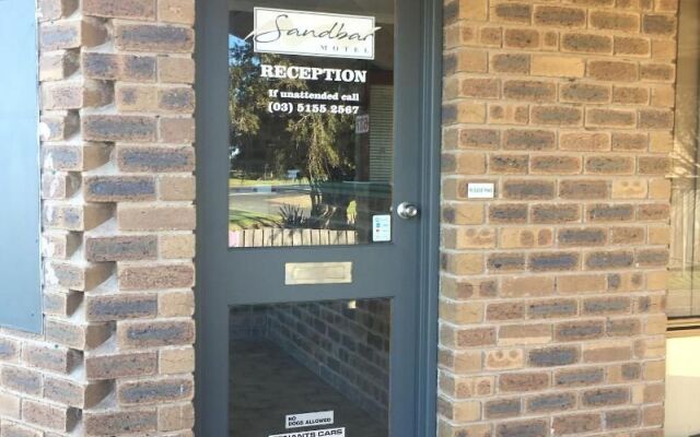 Sandbar Motel