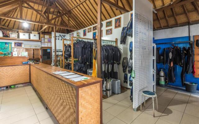 Pondok Sari Beach & Spa Resort