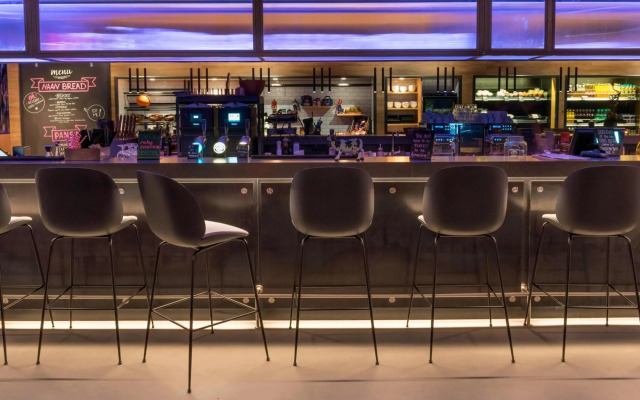 X Hotel
