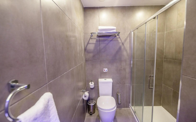 Anthea Hotel Apartments