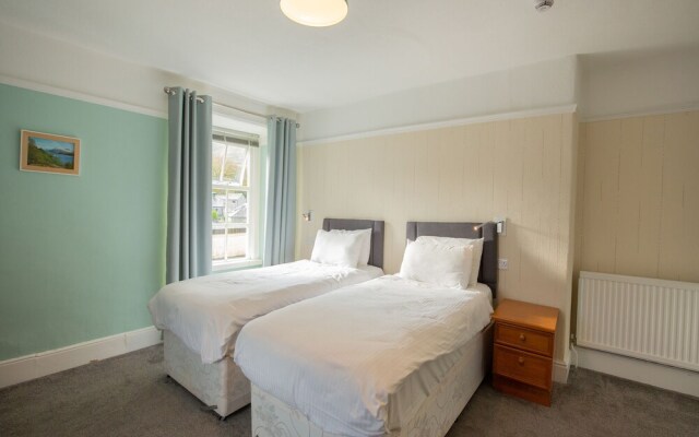 The Padarn Hotel
