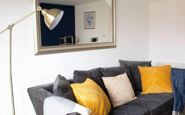 Charming 2-bed Home in the Heart of Nottingham