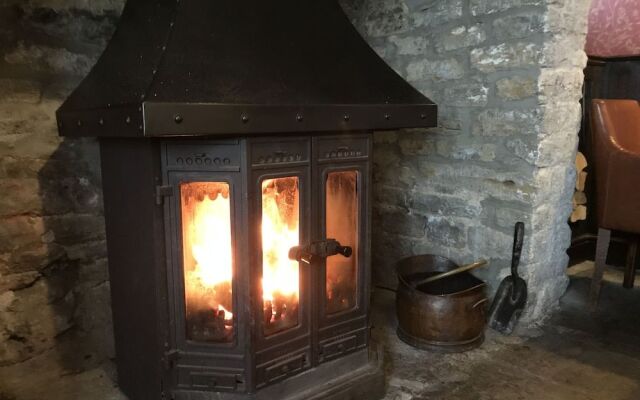 Bridport Arms Hotel