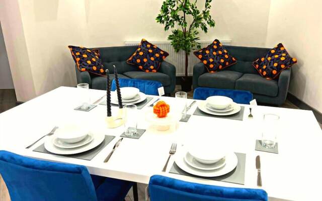 Darlington Suites by SA Stays