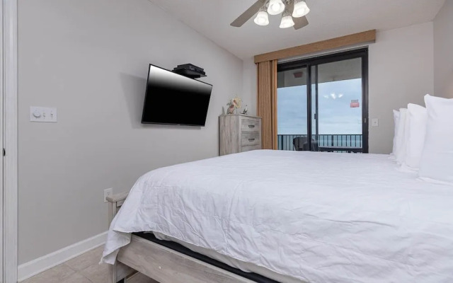 Phoenix X 1412 2 Bedroom Condo