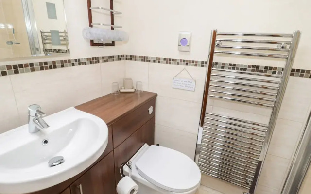 Bryn Derw Holiday Cottage