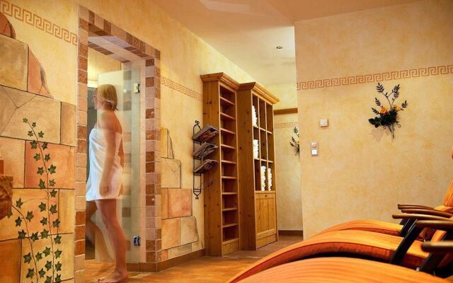 Waldhof Ferienhotel