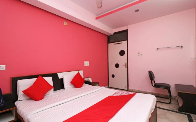 Oyo 22755 Shah Palace