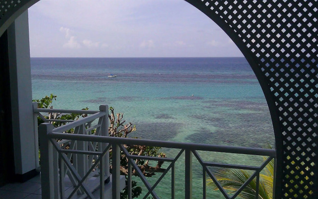 Hibiscus Lodge