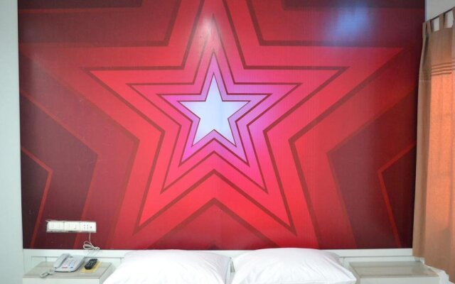 Romantic Hotel