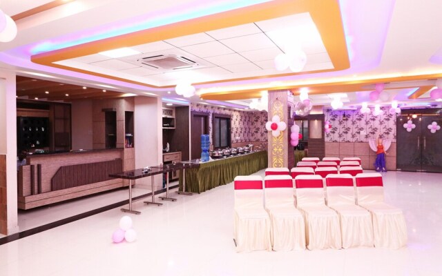 Capital O 16590 Hotel Sapphire Inn