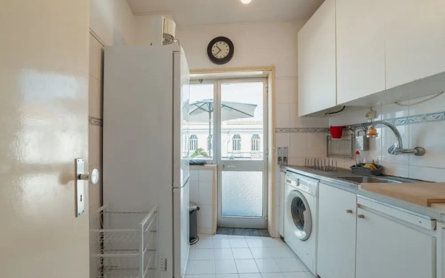 Downtown Classic With Terrace by Vacationy