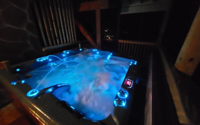 1535zuri 3 Bedroom Home