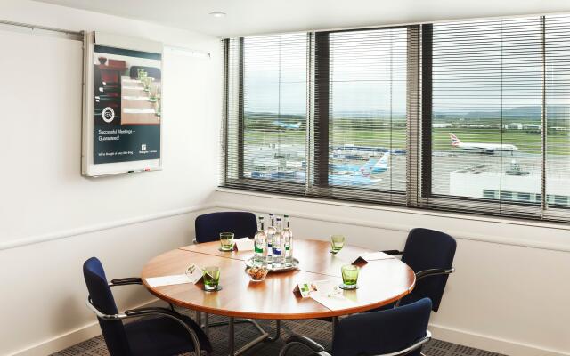 Holiday Inn Glasgow Airport by IHG