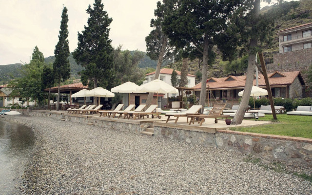 Vira Demir Boutique Hotel & Beach