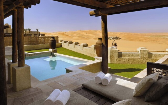 Qasr Al Sarab Desert Resort by Anantara