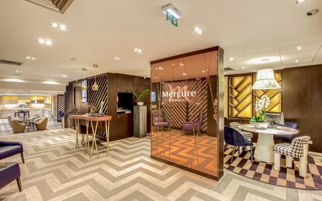 Mercure Paris Arc de Triomphe Etoile