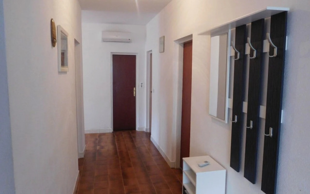 Ivan - 15 m From Beach - A1