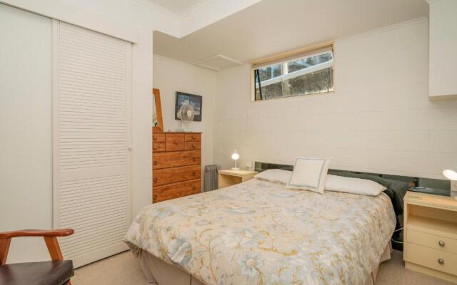 The Glass House - Kuaotunu Holiday Home