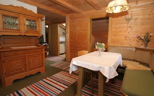 Cozy Apartment in Reith Im Alpbachtal with Balcony