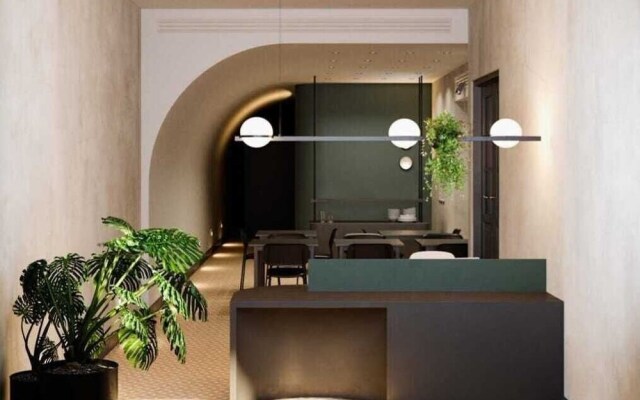 Victoria by Petit Chic