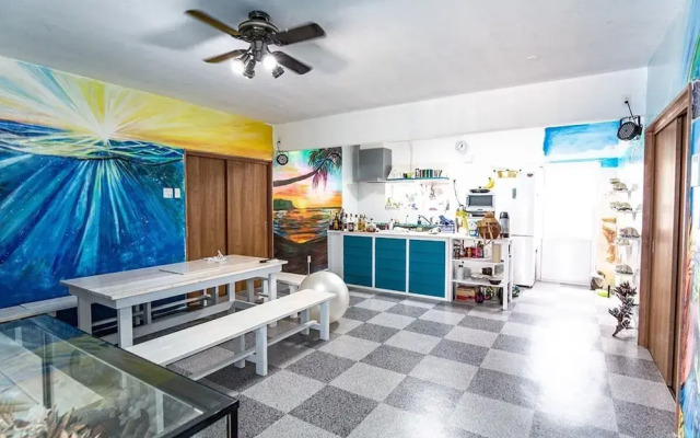 Guest House OCEAN Irabujima - Hostel