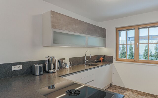 Luxury Villa in Ellmau With Jacuzzi