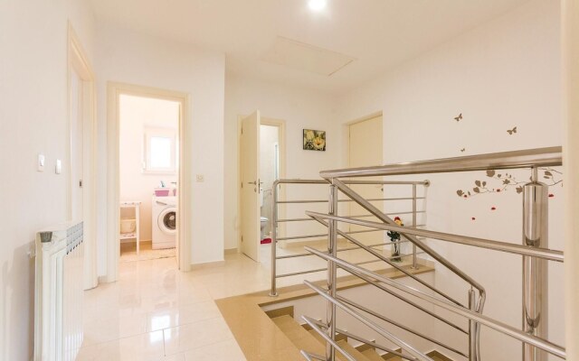 Stunning Home In Pula With Wifi And 5 Bedrooms