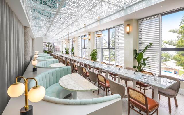 Crowne Plaza Sydney Coogee Beach by IHG