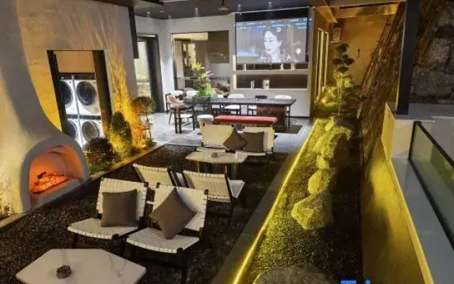 Miguo Courtyard Hotel (Hengyang Nanyueli Hengshan Scenic Area Branch)