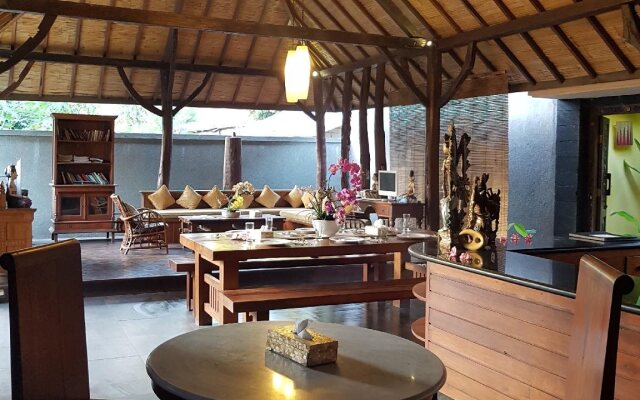 Gili Exotic Villas