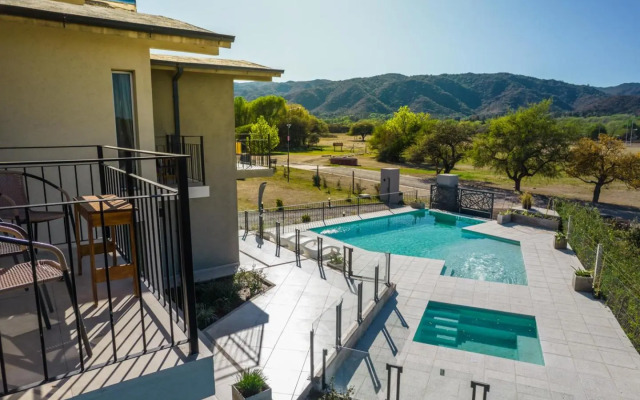 Los Cóndores Aparts.