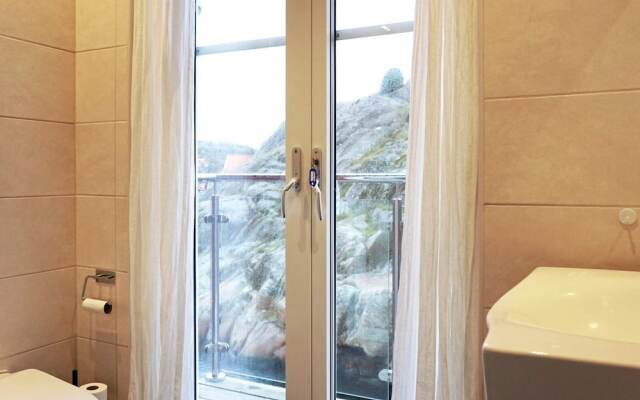 4 Star Holiday Home in Hamburgsund-by Traum