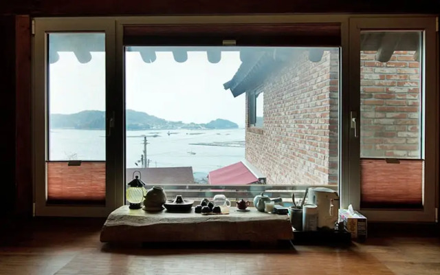 Tongyeong Geobukseon Hotel